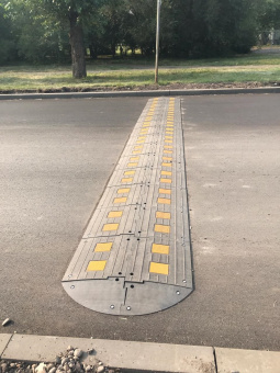 Лежачий полицейский искусственная дорожная неровность ИДН-900 6 метров