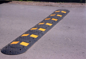 Лежачий полицейский искусственная дорожная неровность ИДН500 3,5 метра